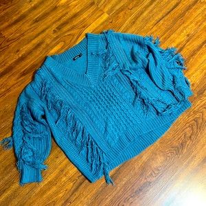 Boohoo women sweater in blue